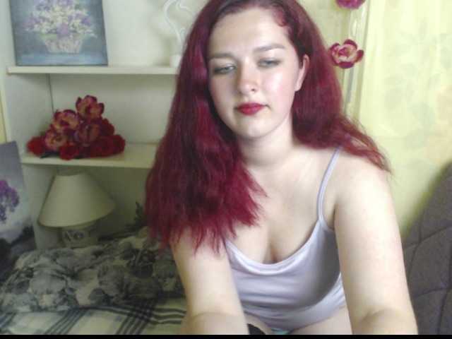 Емитовање снимка екрана KatyJoss
