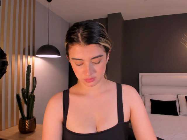 Емитовање снимка екрана KatyRousse