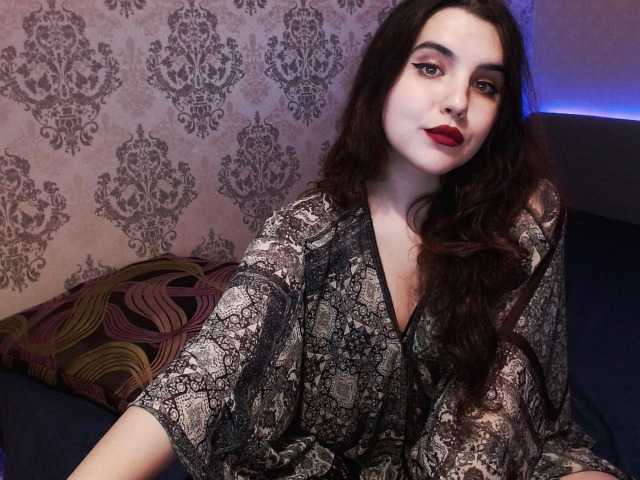 Емитовање снимка екрана KaylinMoor