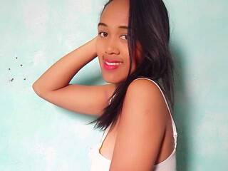 Еротски видео цхат Keirah