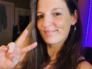 Еротски видео цхат KellyCarolina