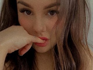 Еротски видео цхат KendalDaisy