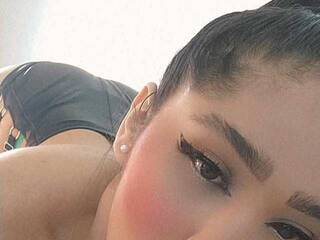 Еротски видео цхат KendallBrown