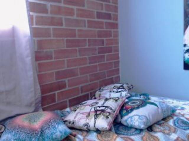 Емитовање снимка екрана kendrasunder