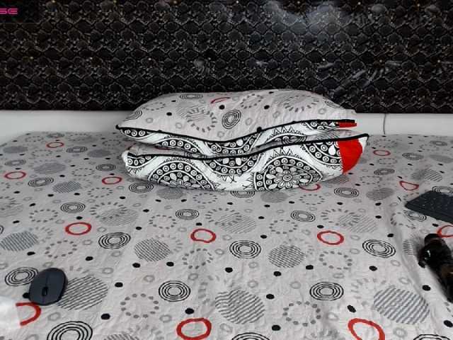 Емитовање снимка екрана Keniahott