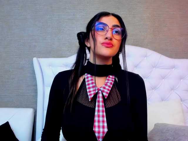 Емитовање снимка екрана KenyaKendall