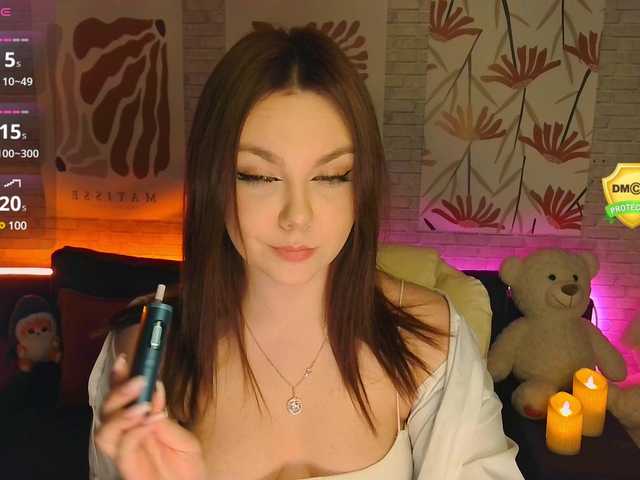 Емитовање снимка екрана KetiDior