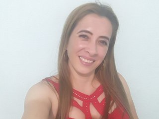 Еротски видео цхат KeylaDavies