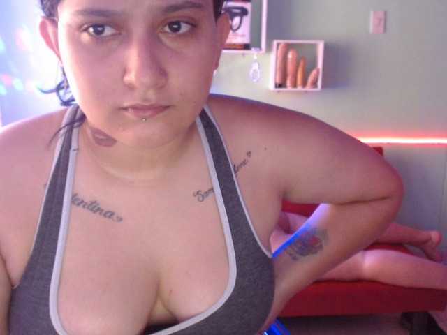 Емитовање снимка екрана khamila