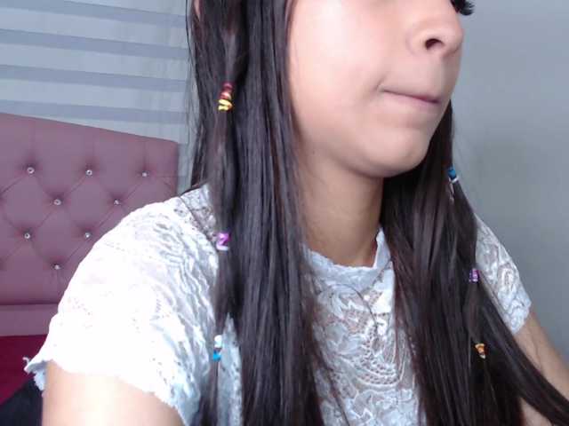 Емитовање снимка екрана KhloeFlower