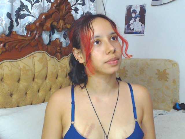 Емитовање снимка екрана Kiaraleono13