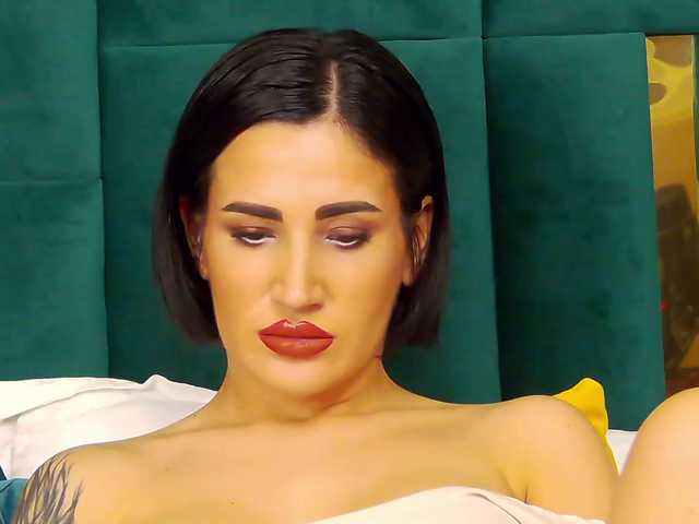 Емитовање снимка екрана KimSkye
