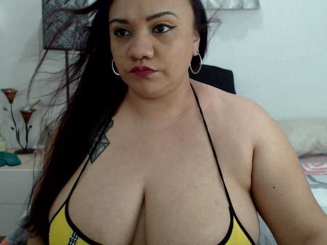 Фотографије KimyStone I can't get enough @GOAL: Squirt Show + Pussy Play / Any Flash 80 tokens/ Offert WSP 300 tkns #latin #bbw #bigboobs #c2c #lovense #milf #bigass #cumshow