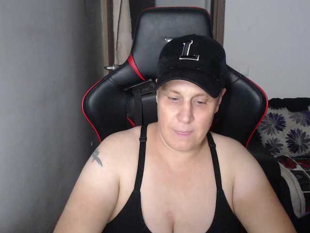 Емитовање снимка екрана kinkstakinks76
