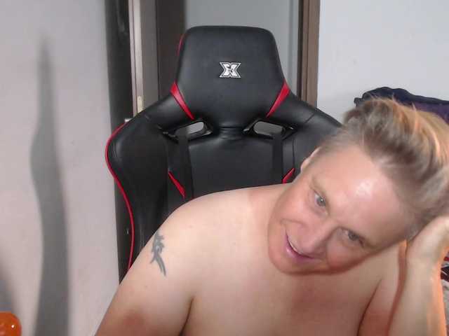 Емитовање снимка екрана kinkstakinks76