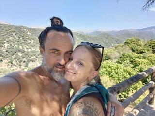 Еротски видео цхат KinkyCommune