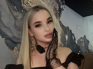 Еротски видео цхат KiraKrox