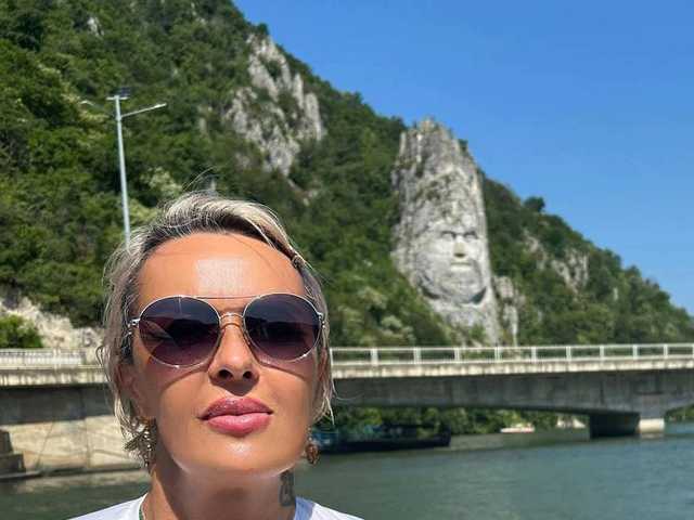 Слика профила KirraWhite