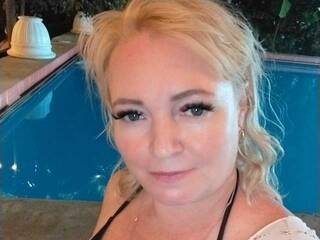 Еротски видео цхат KiskaLeila