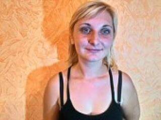 Еротски видео цхат kiskaxxxx