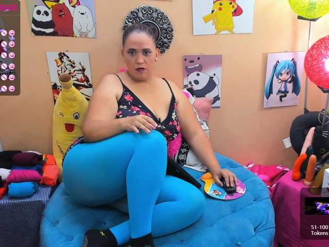 Фотографије Kristal_24 curvy, bigboobs, mistress, dominaty, pantyhose, mature, bigass,latina