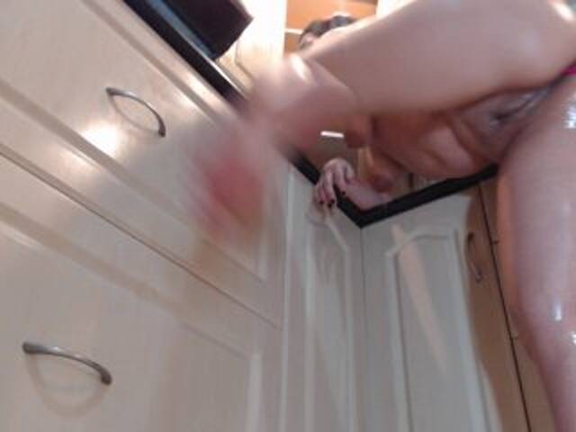 Емитовање снимка екрана KloeAss