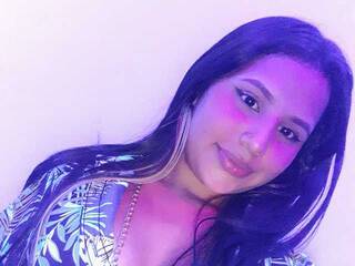 Еротски видео цхат Krissonnee