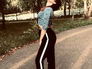 Еротски видео цхат Kristi-13