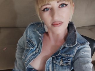 Еротски видео цхат KrystalDesire