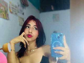 Еротски видео цхат KuromiDae