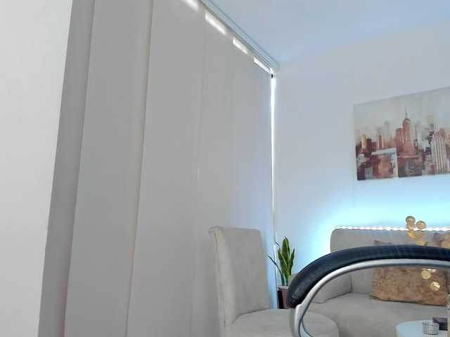 Фотографије KylaMorrison ♥Make my day even better. I dare ya! @kylamorrison88 @999 @sofar ♥pussy cum and squirt at goal @ 999 Tkn @sofar