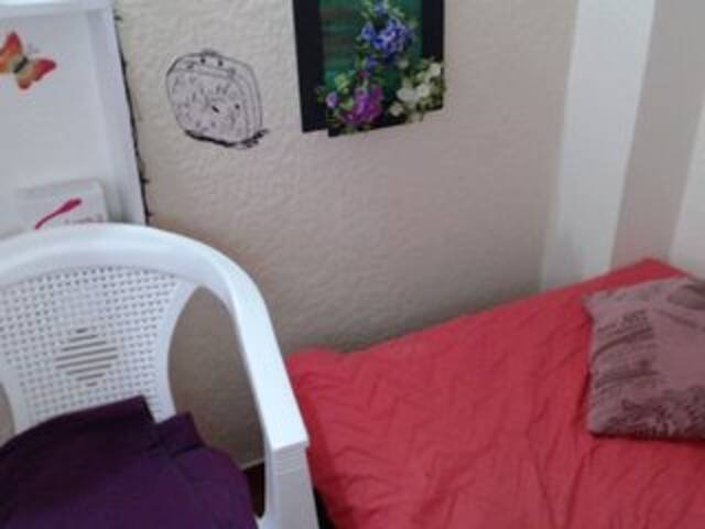 Емитовање снимка екрана KylieDaniiels