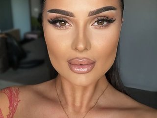 Еротски видео цхат KylieSpicey