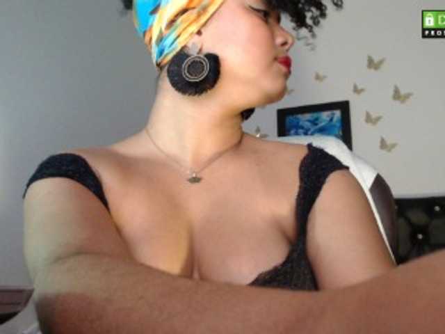 Фотографије LaCrespa GOALLL!!! SHOW FUCK PUSSY WET LATINGIRL @499 #sexy #ebony #bigdick #bigass #new #bigtitis #squirt #cum #hairypussy #curly #exotic 2000 750 1250 1250