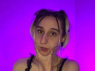 Еротски видео цхат Lana_Wei