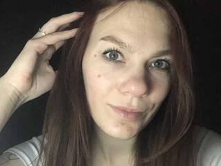 Еротски видео цхат Alice_q