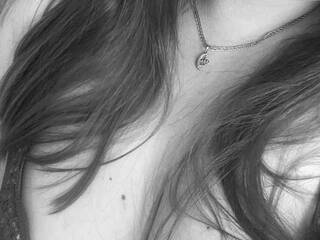 Еротски видео цхат LanaLime99