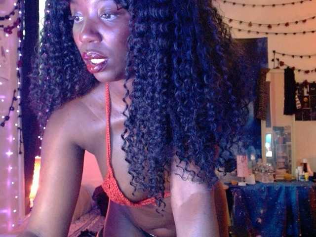 Емитовање снимка екрана lanaluxxe4