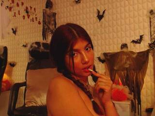 Еротски видео цхат tamaragomezz