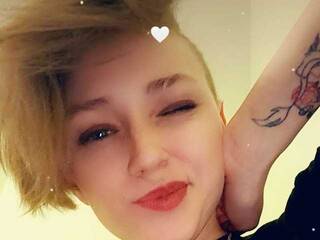 Еротски видео цхат LanitaDennis