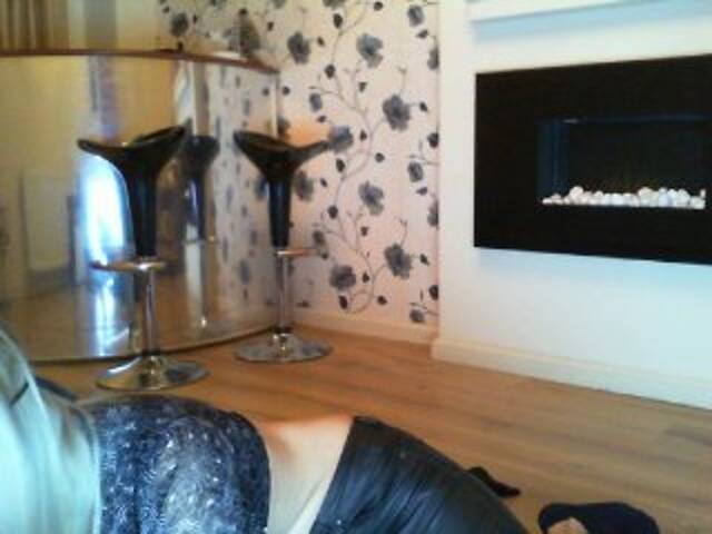 Емитовање снимка екрана LaraDy