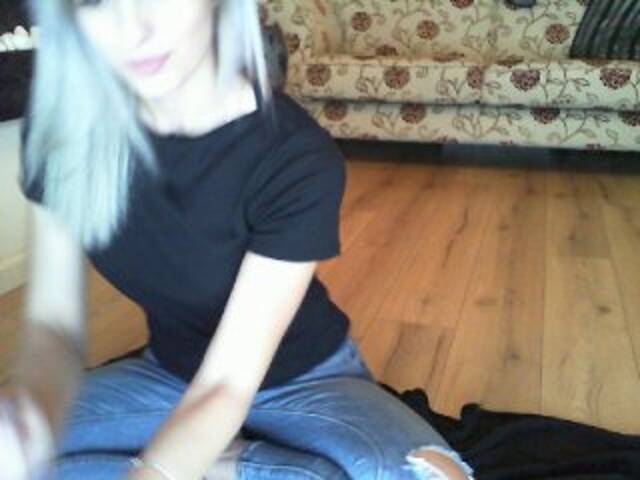 Емитовање снимка екрана LaraDy