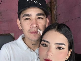 Еротски видео цхат LauraAndKevin