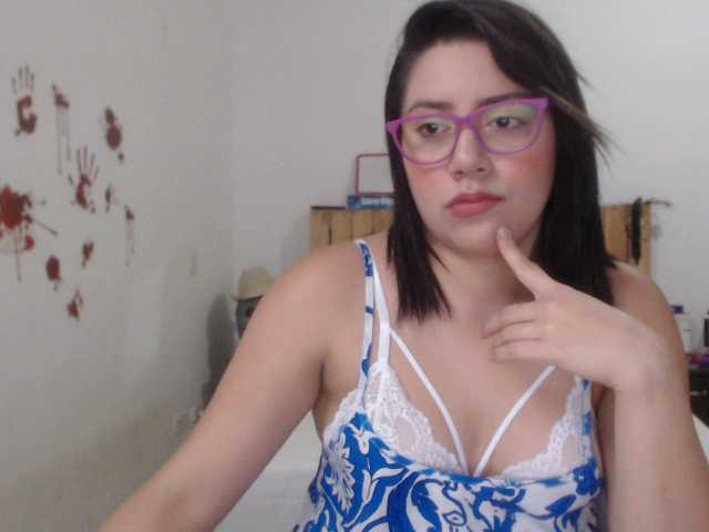Фотографије LaurenJohnsom LUSH ON, Pvt MAKE ME #cum #squirt GOAL 1°Boobs with oil 2°Blowjob, Play with my warm pussy, 3°Twerk 4°Hitachi time in doggy, 5°Strip show with erotic song, I love it vibes of #lovense #anal at 6° and #squirt in the last goal 7