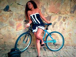 Еротски видео цхат LaurynWolf