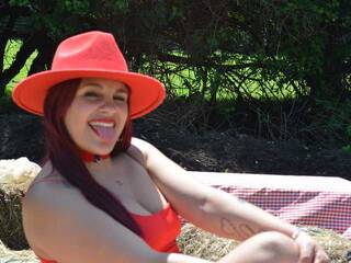 Еротски видео цхат LaylaAlabi