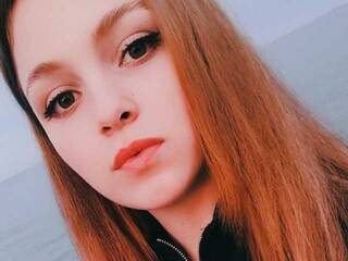 Еротски видео цхат LayrenSilver