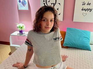 Еротски видео цхат LayylaMoon