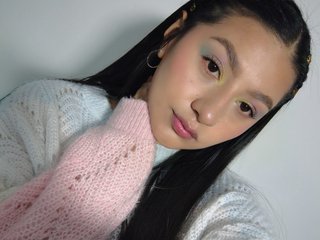 Еротски видео цхат Leah-cyrus