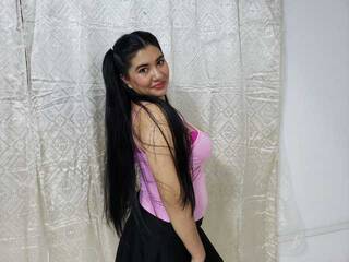 Еротски видео цхат Leah-will